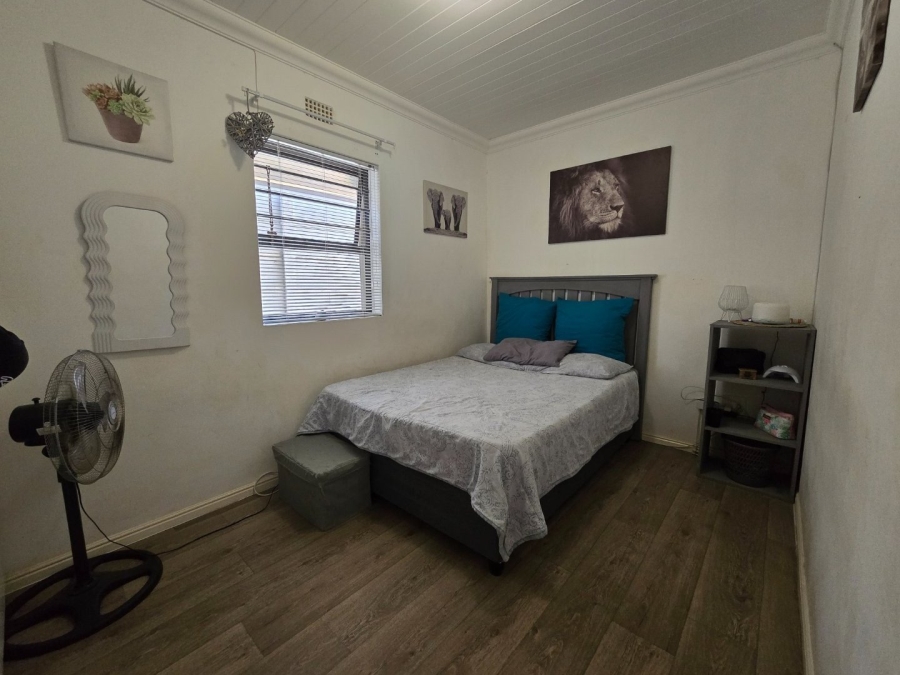 2 Bedroom Property for Sale in Westridge Western Cape